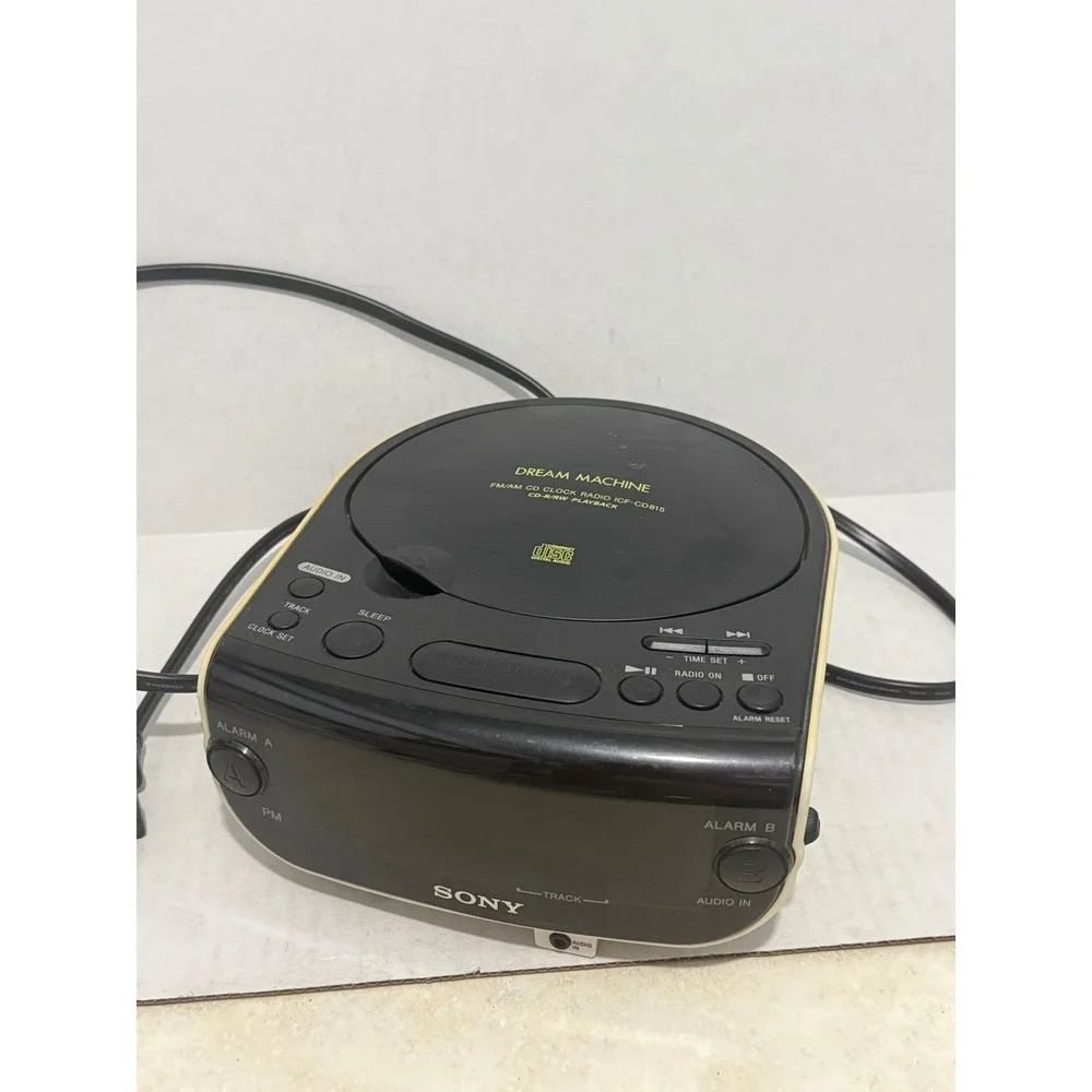 Sony Dream Machine FM/AM CD Clock Radio Black White ICF-CD815
